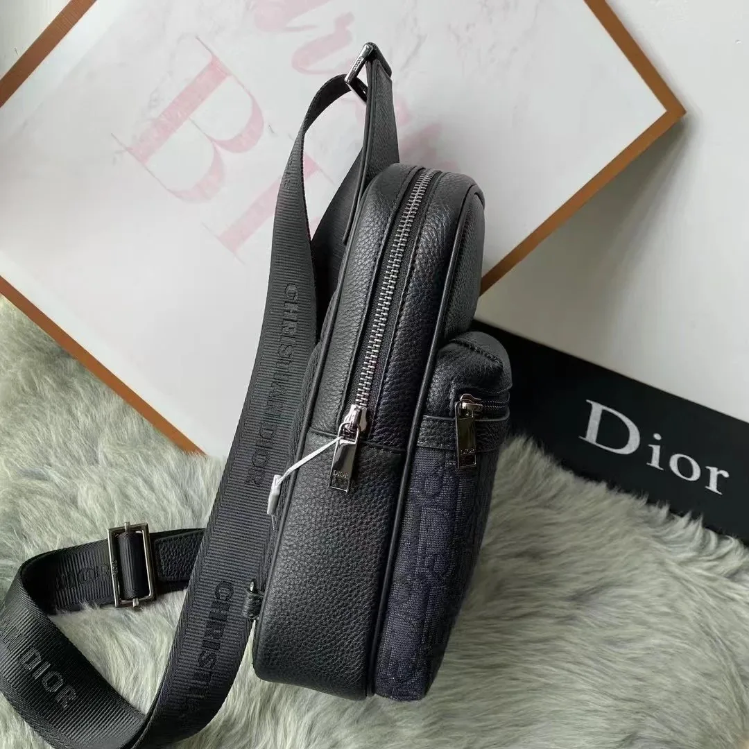 Dior Leather Shoulder Bag — photo 2