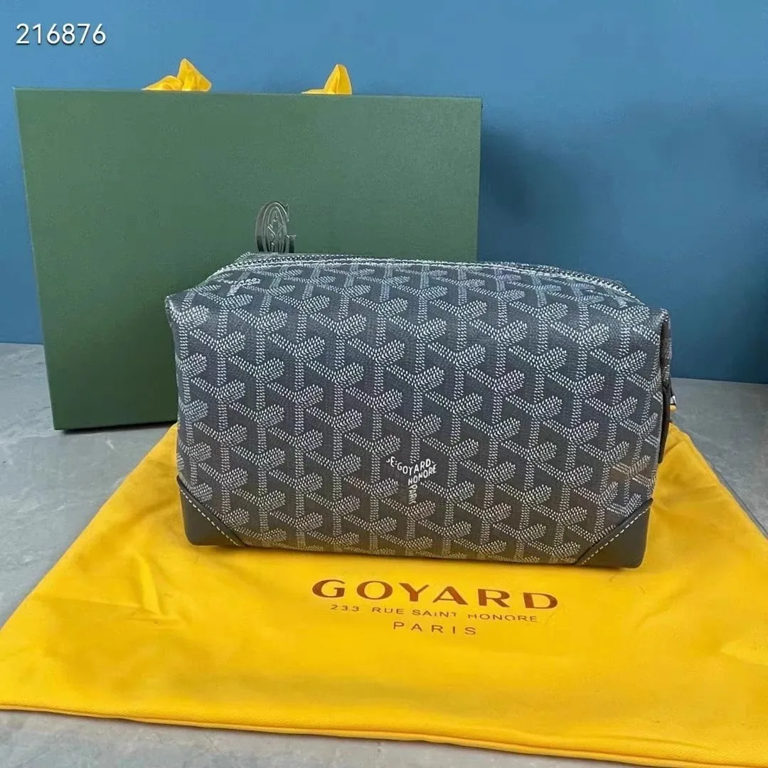 Goyard Boeing Toiletry Bag — Photo 7