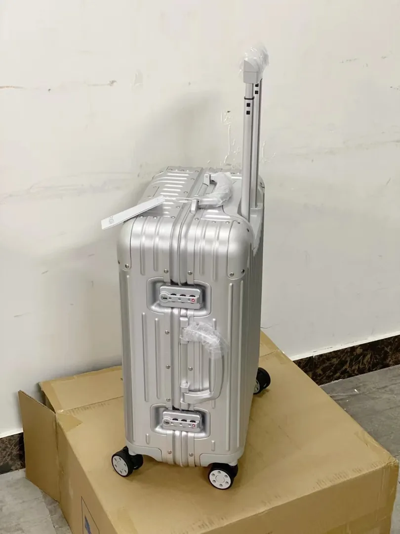 Rimowa Check In Suitcase — photo 9