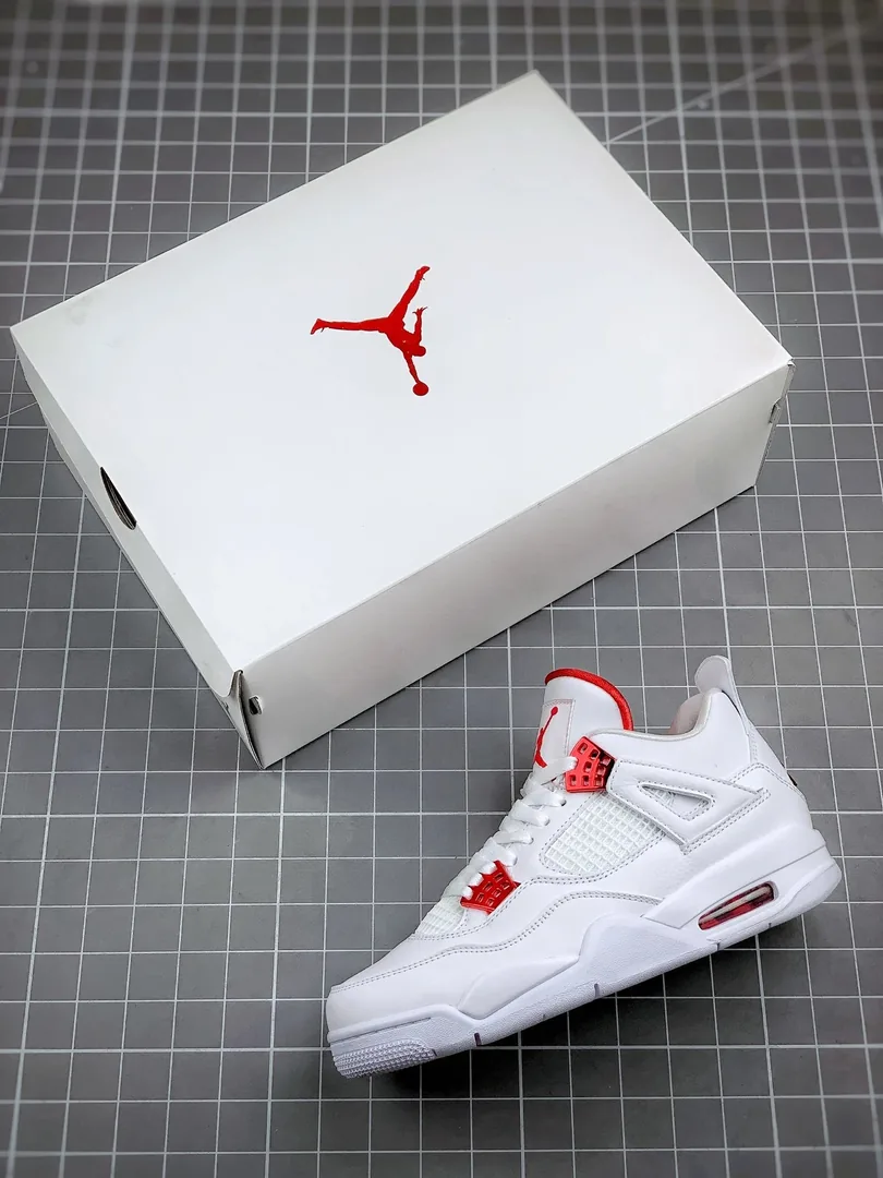 Air Jordan 4 Metallic Pack
