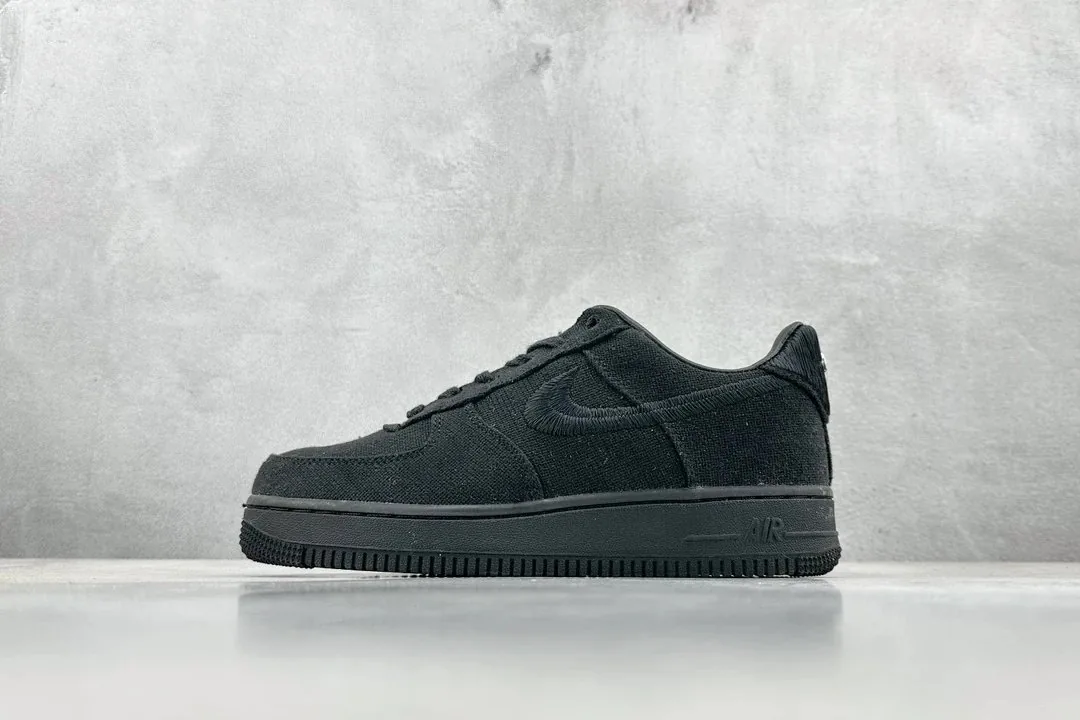 Nike Dunk Low Stussy Leather — photo 2