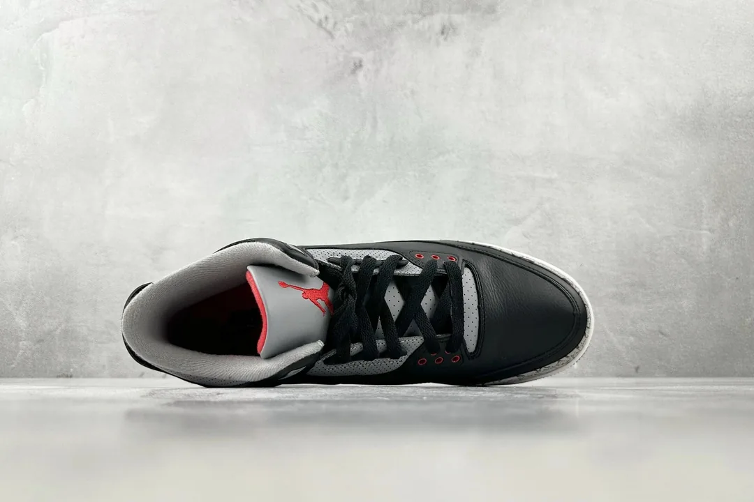 Air Jordan 3 Black Cement — photo 3