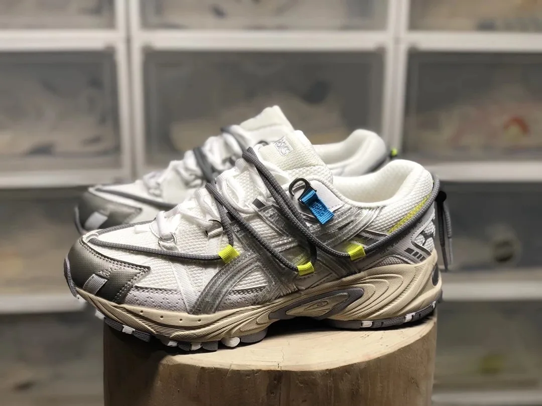 Asics Gel-Kahana Camo Trail Runners — Photo 12