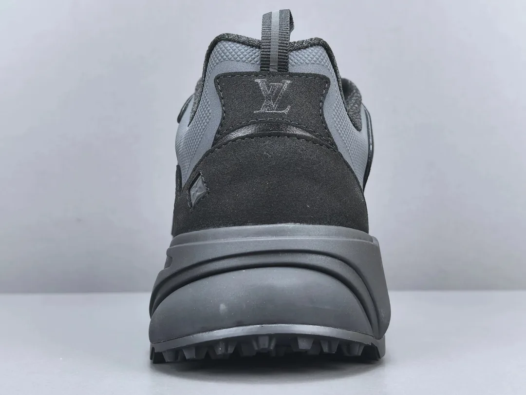 Louis Vuitton LV Runner Tactic Brown Sneakers — Photo 10