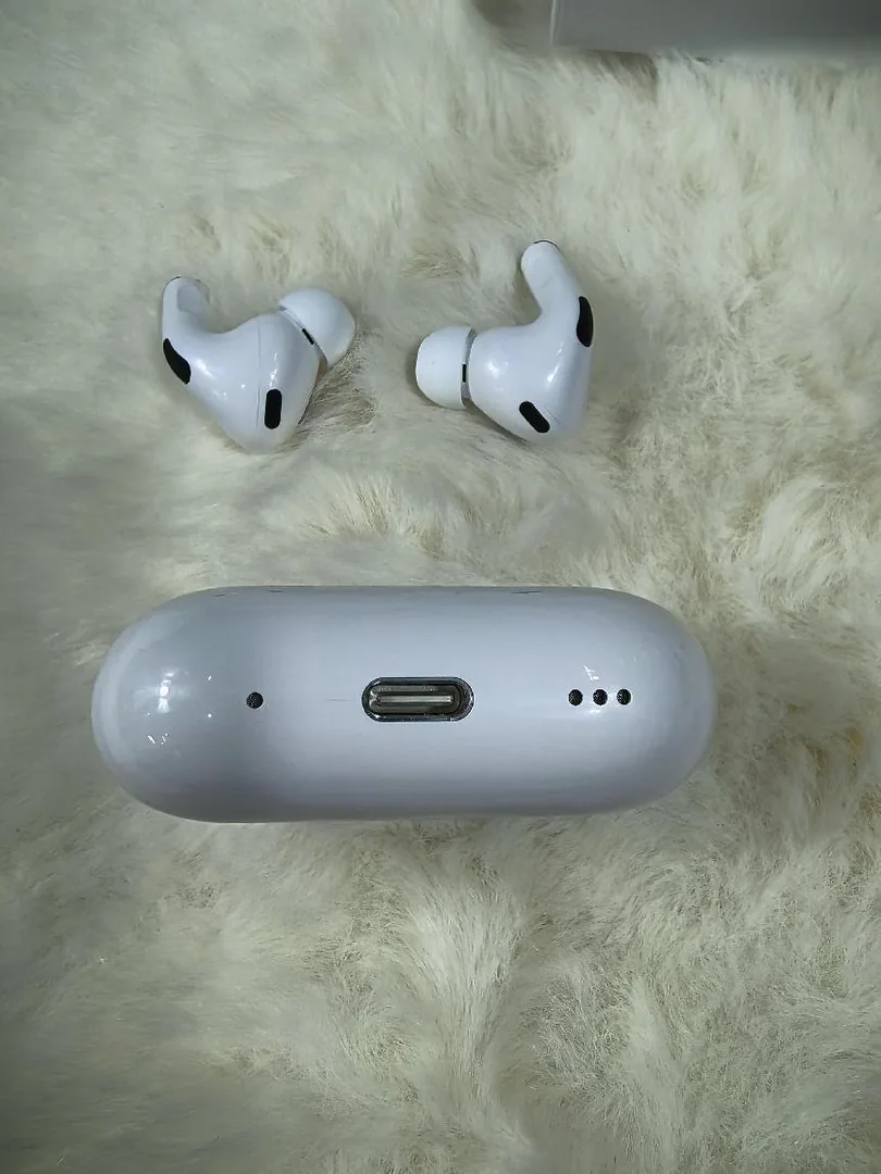 Apple AirPods Pro 2 USB-C — QC