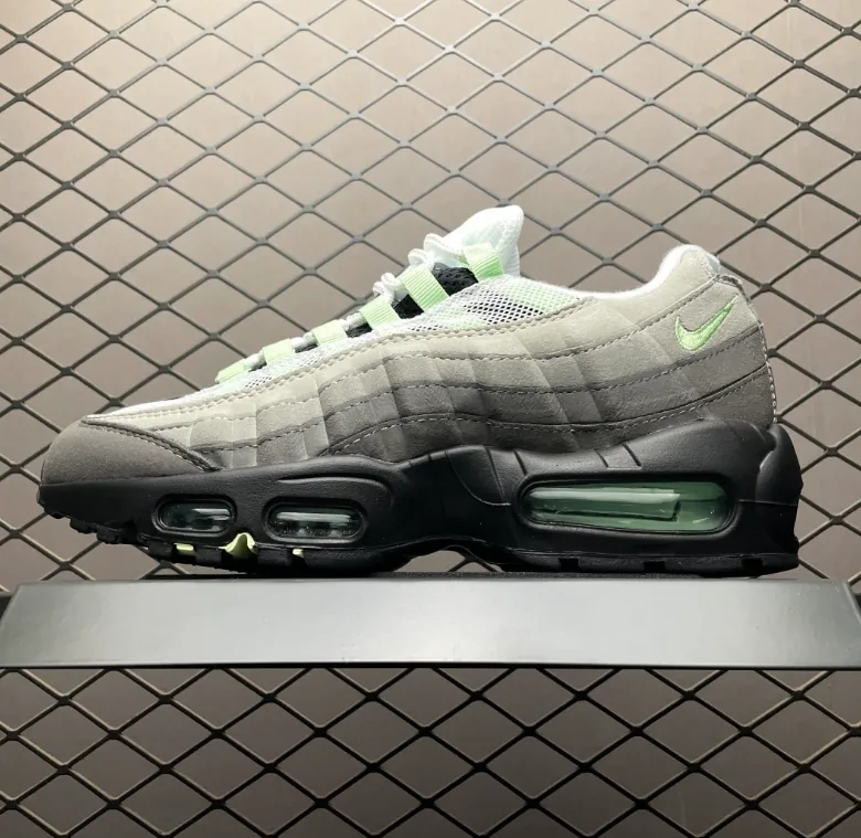 Nike Air Max 95 Classic — Photo 8
