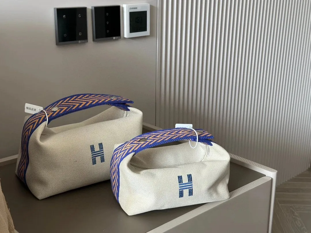 Hermes Leather Toiletry Pouch — photo 2