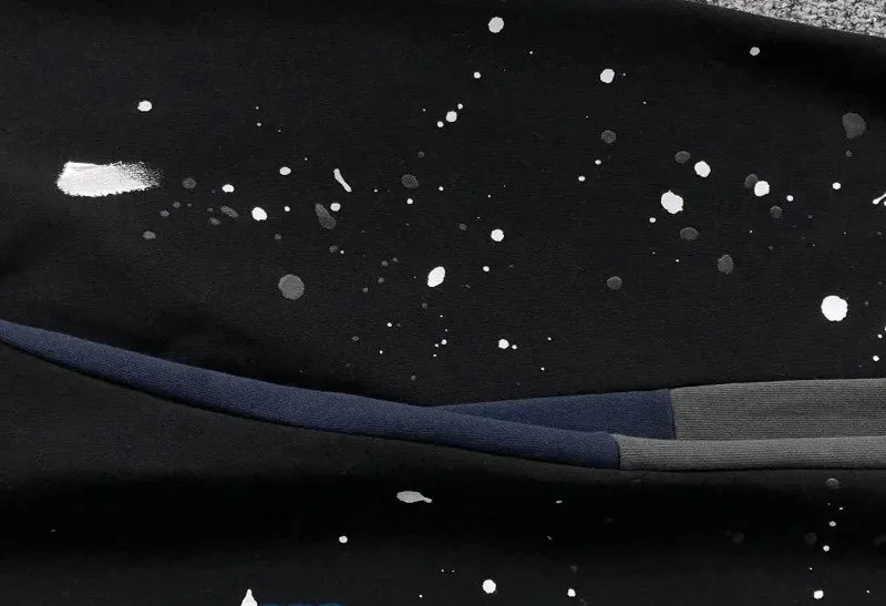 Sweatpants — Photo 5