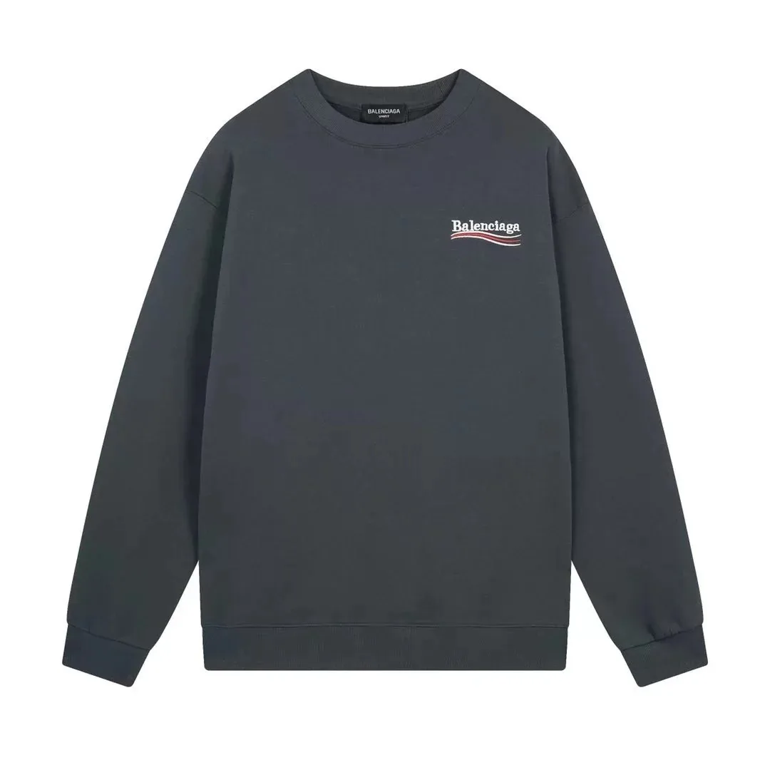 Long-Sleeve Tee — Photo 5