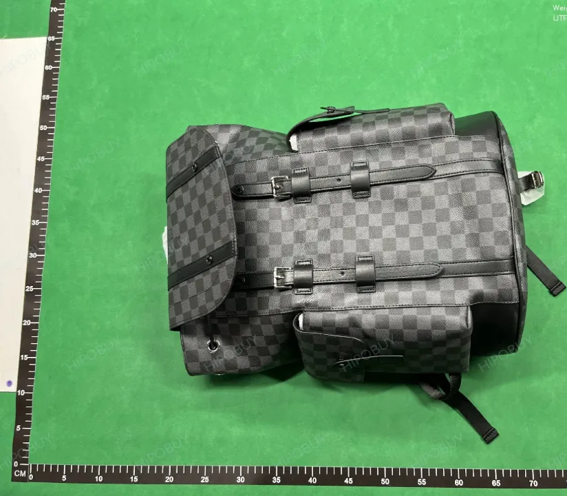 Louis Vuitton Discovery Backpack — Photo 13
