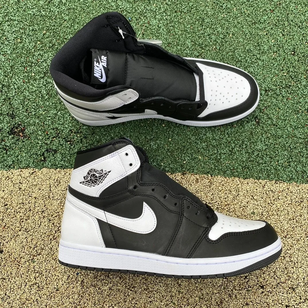 Air Jordan 1 High Reverse Panda