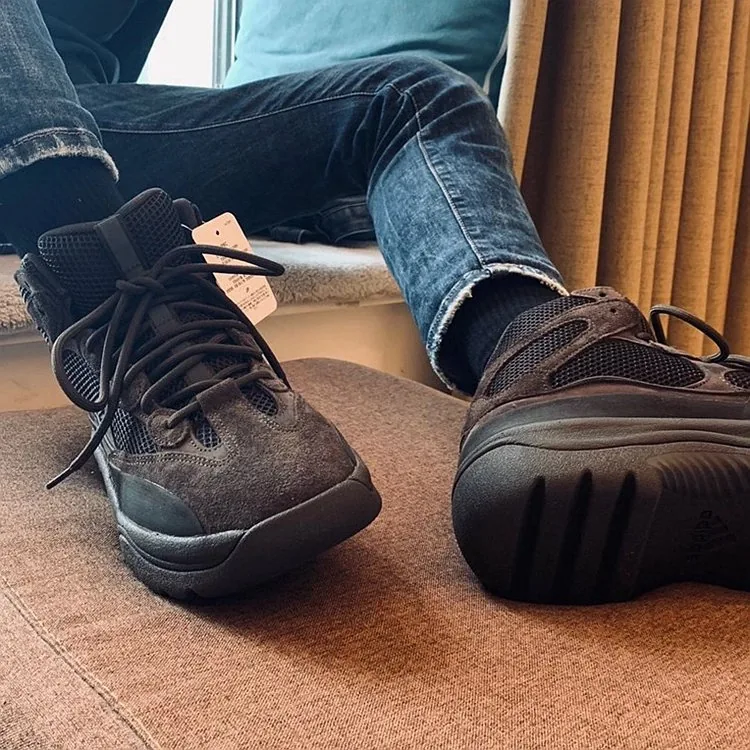 Adidas Yeezy Desert Boot — Photo 3