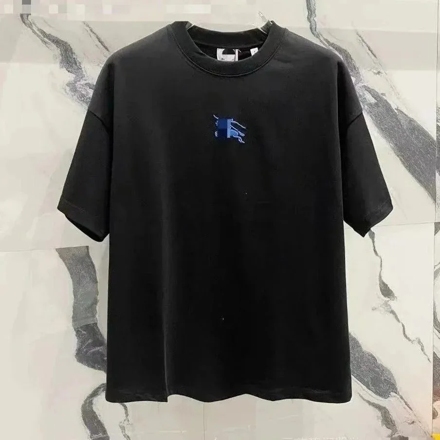 Loose Couple T-Shirt — Photo 13