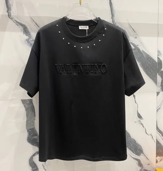 Short-Sleeve Tee — Photo 13