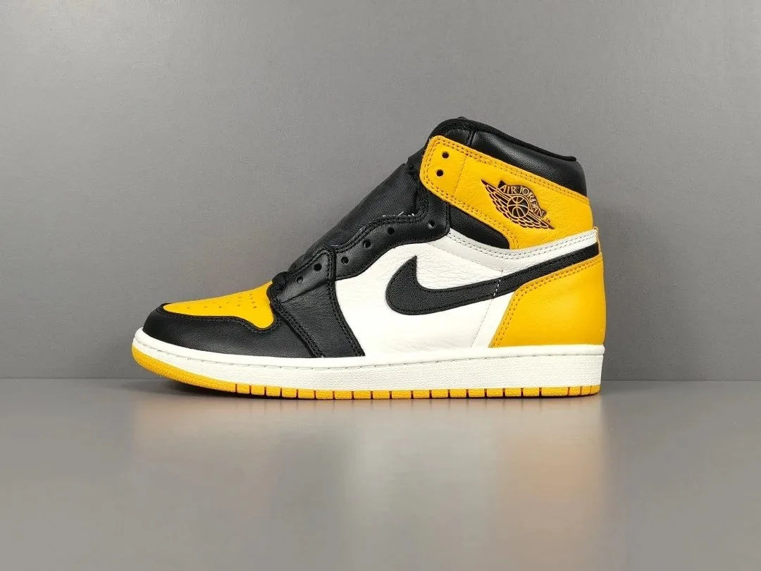 Air Jordan 1 High Taxi