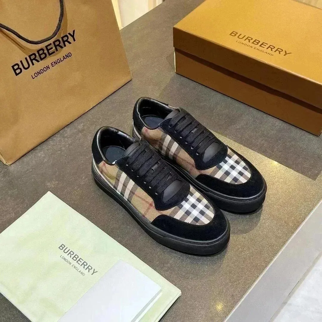 Burberry Balenciaga Streetwear Sneakers — Photo 15