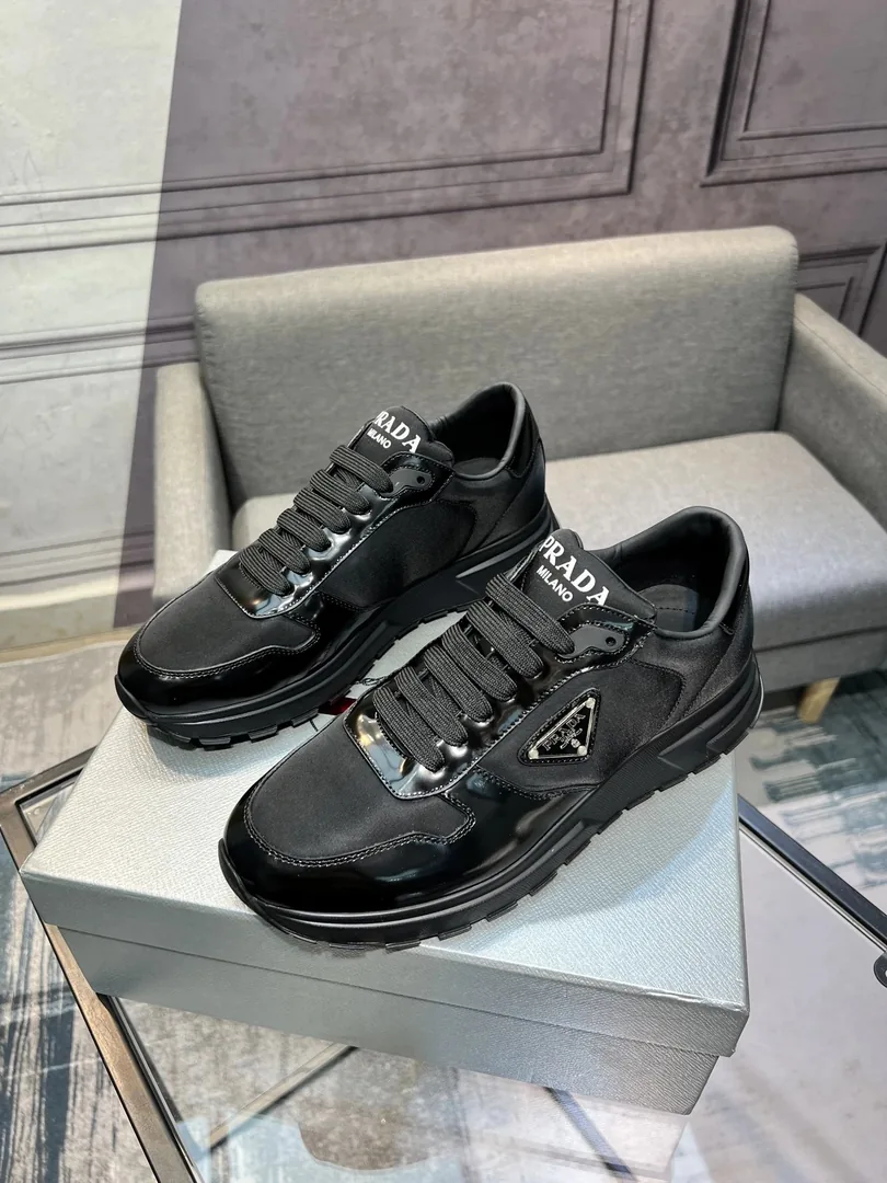 Prada Gucci Leather Nylon Lace-Up Sneakers — QC