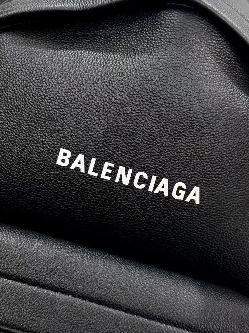 Balenciaga Leather Backpack — photo 10