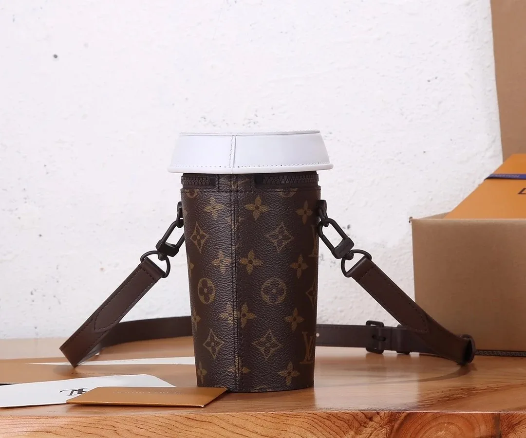 Louis Vuitton Everyday Coffee Cup Bag — photo 2