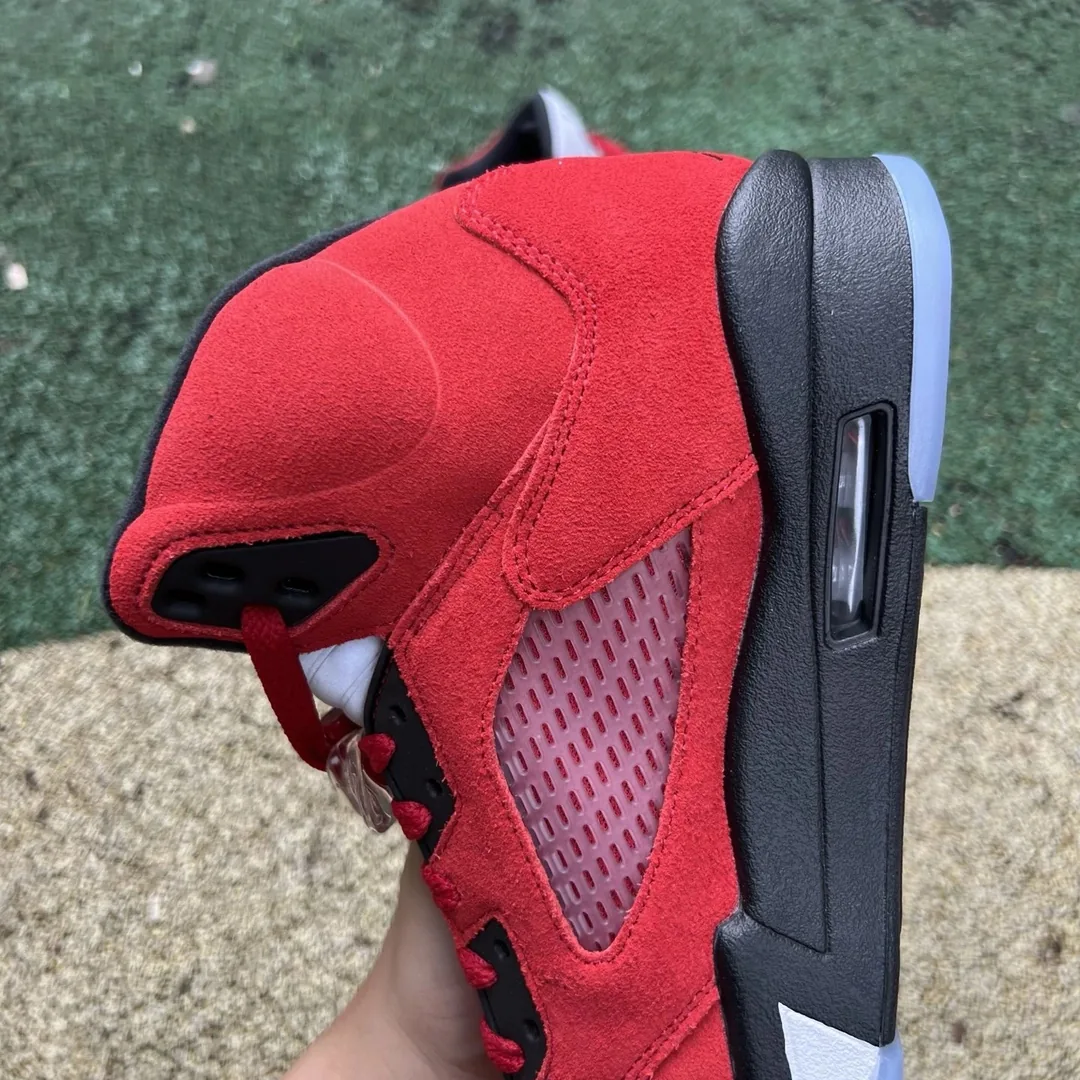 Air Jordan 5 Raging Bull — photo 12