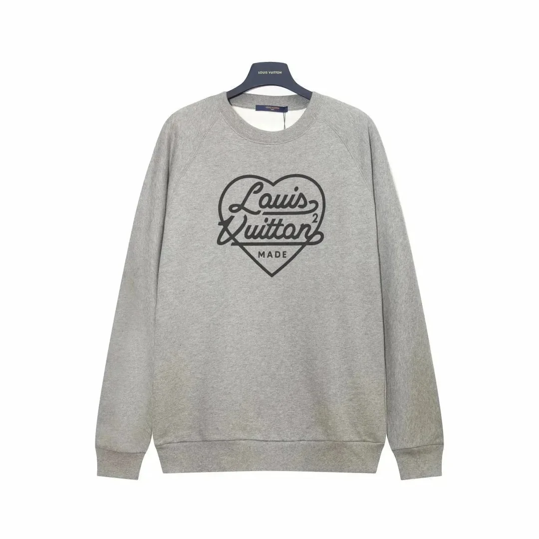 Long-Sleeve Tee — Photo 15