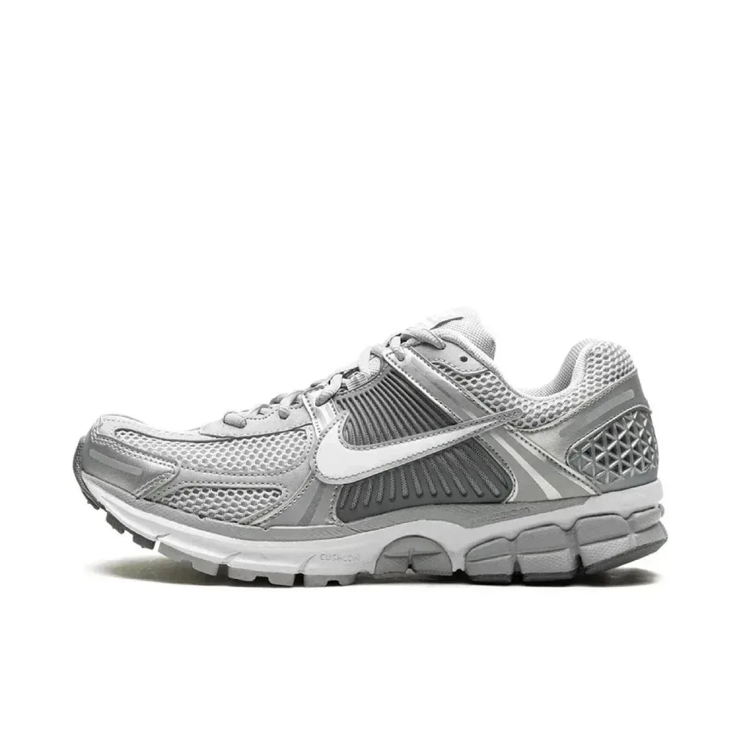 Nike Zoom Vomero 5 Grey Lace-Up Trainers — QC