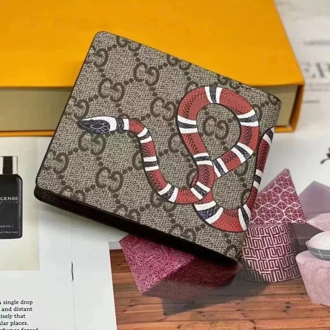 Wallet — Photo 7