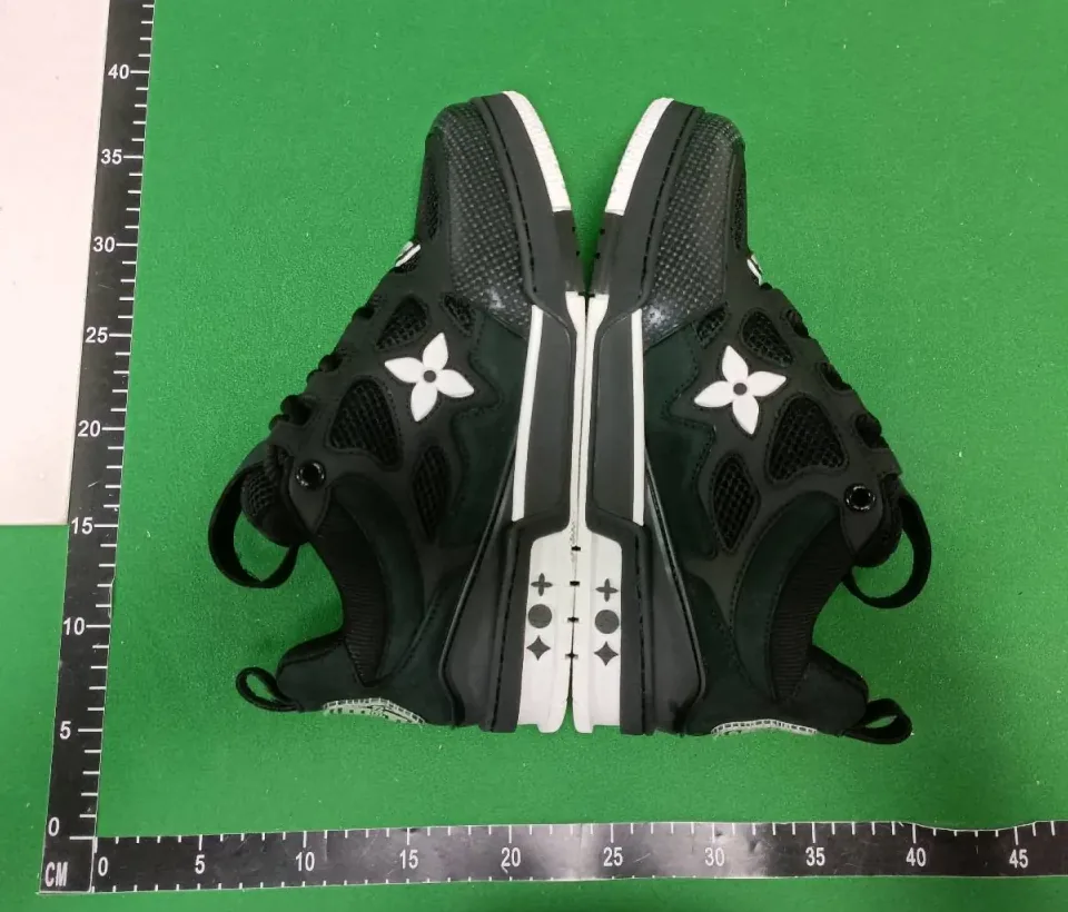 Louis Vuitton LV Skate Sneaker Grey Shoes — photo 11