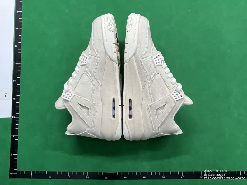 Air Jordan 4 Levi's Canvas — photo 11