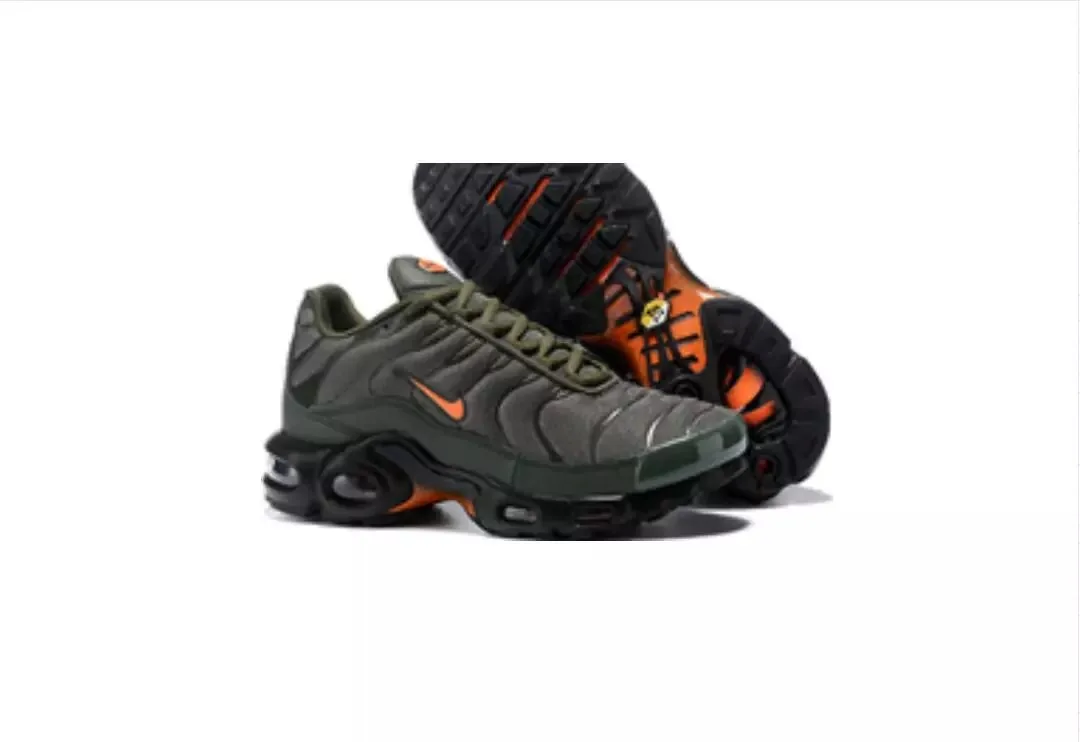 Nike Air Max Plus (TN) Trainers — Photo 7