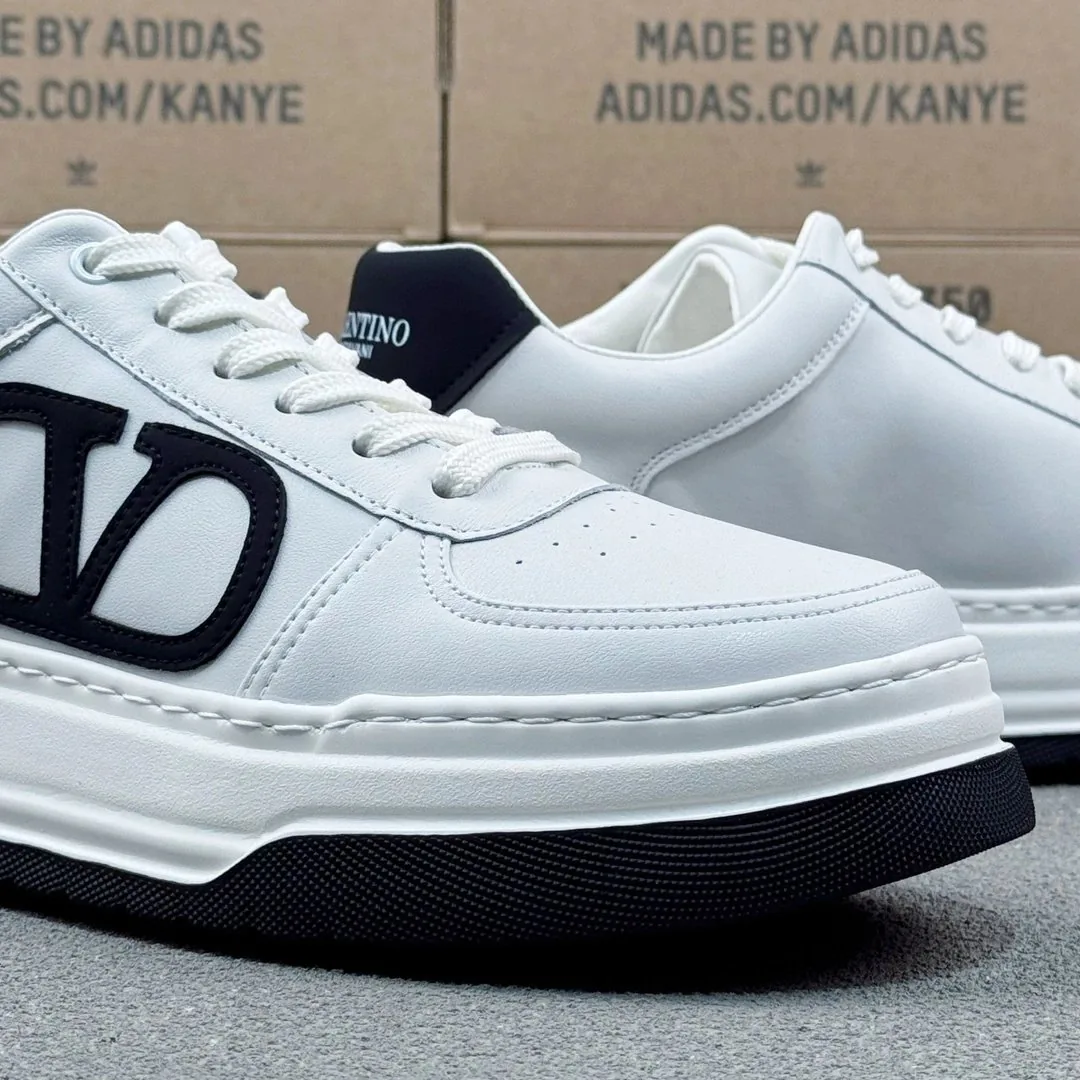 Valentino Rockstud White Platform Sneakers — photo 8