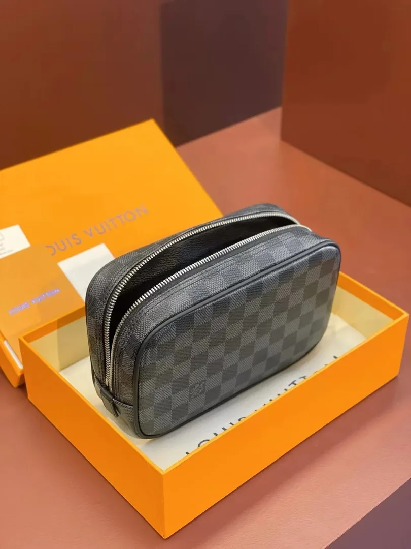 Louis Vuitton Classic Handbag — photo 5