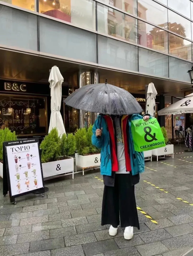 Balenciaga Seven-Layer Coat — photo 12