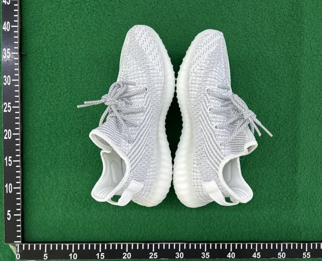Adidas Yeezy 350 Grey — QC