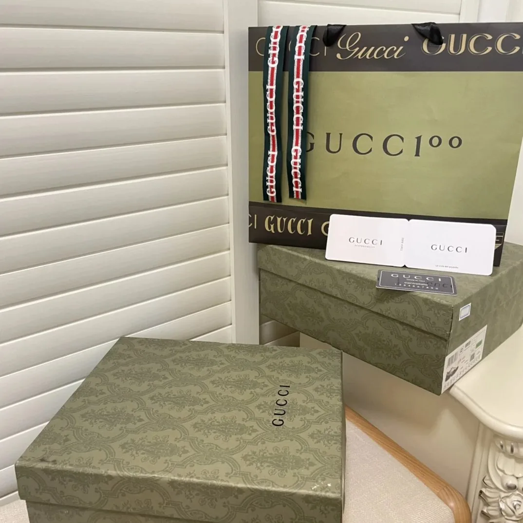 Gucci Run Rhyton White Print Dad Sneakers — Photo 6