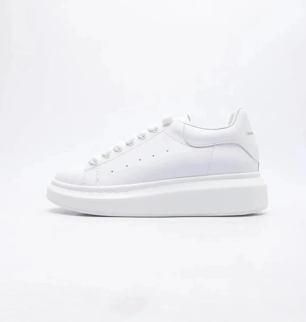Alexander McQueen Oversized Sneaker White Low-Top Runners — Photo 9
