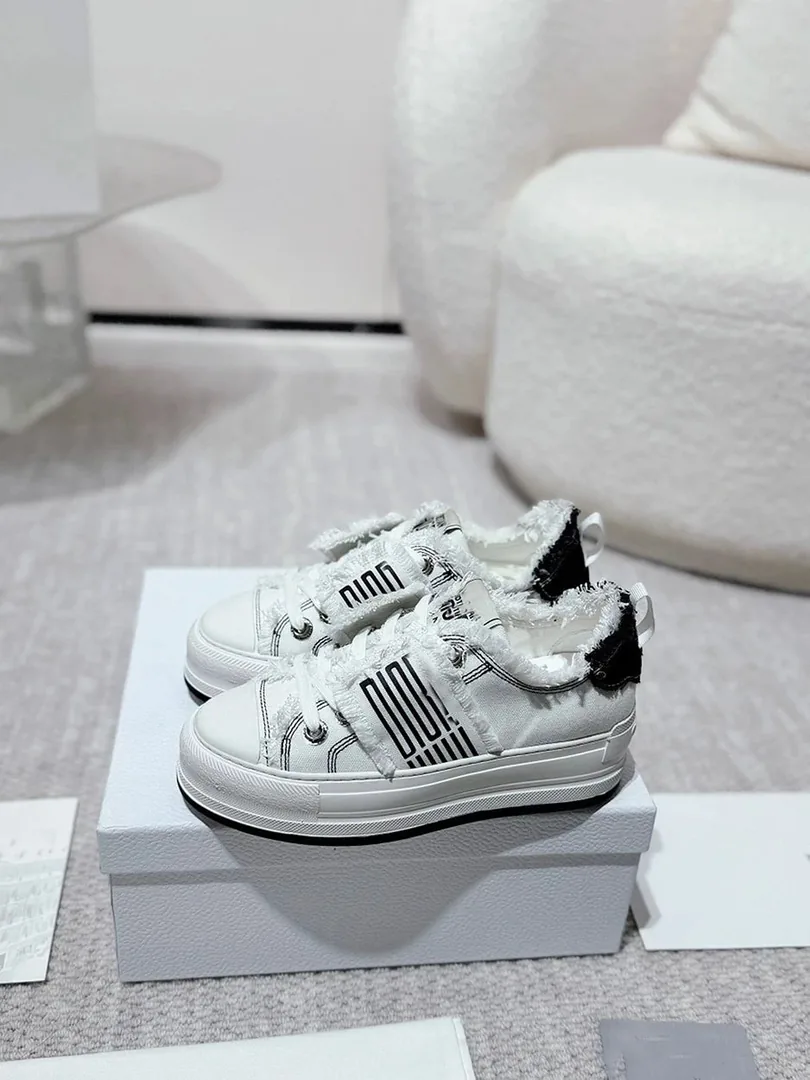 Dior Walk'n'Dior Walk'n' Oblique Velcro Sneakers — Photo 7