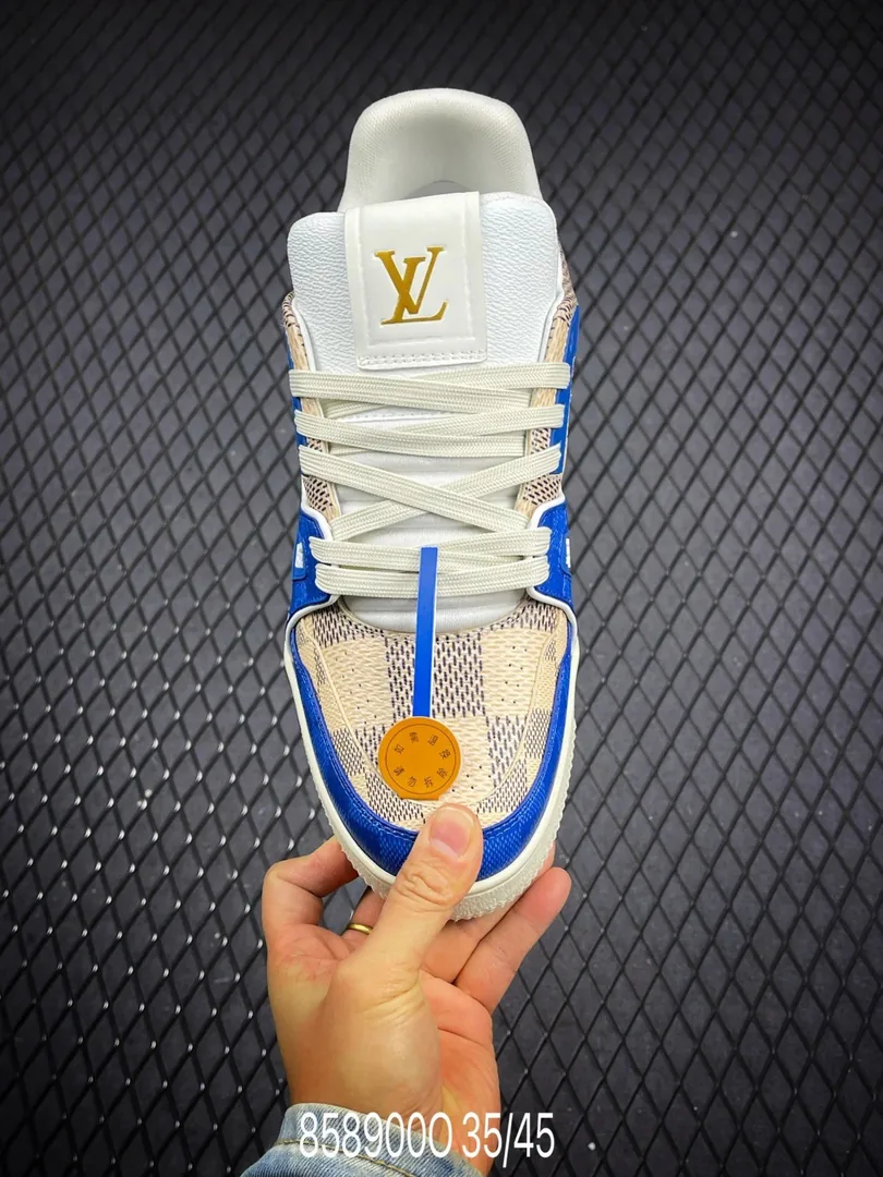 Louis Vuitton LV Trainer Low-Top Sneakers — photo 12