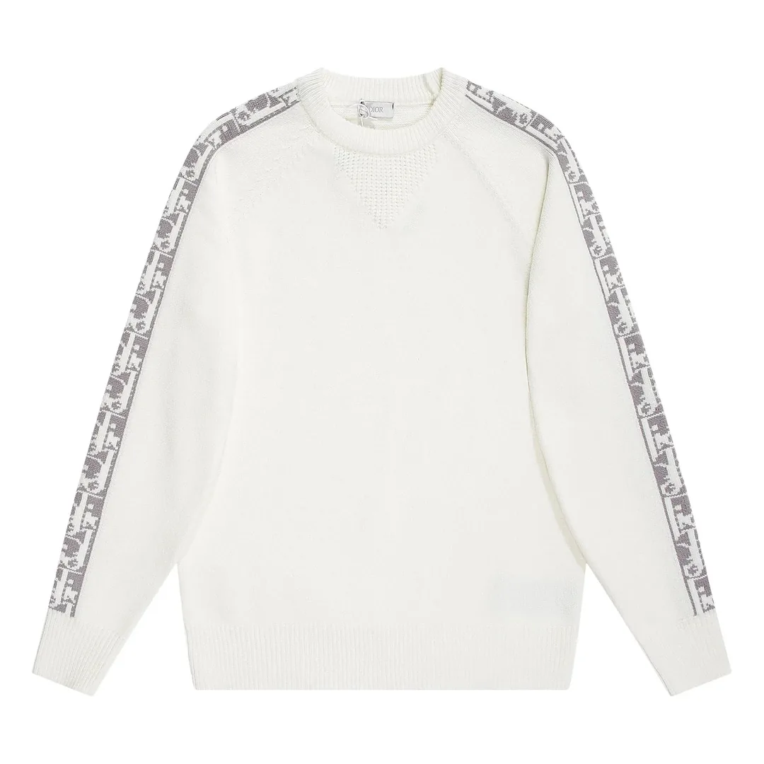 Long-Sleeve Tee — photo 11