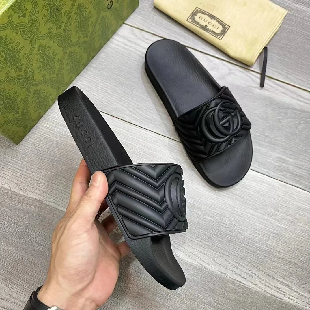 Gucci Double G Matelasse Rubber Slide Sandal — photo 8