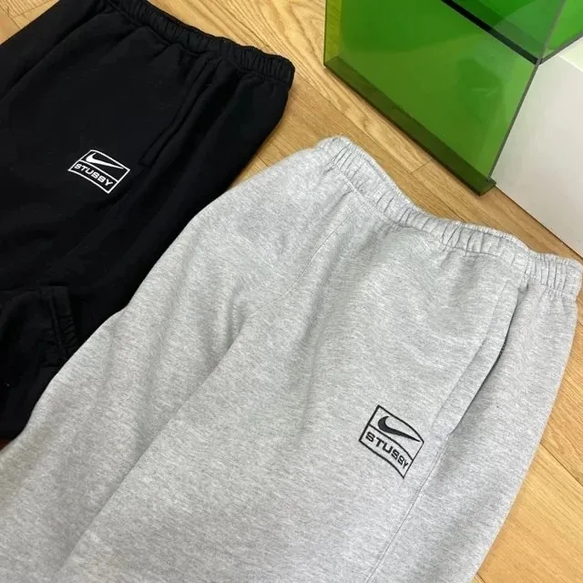 Stussy Embroidered Logo Sweatpants — photo 2