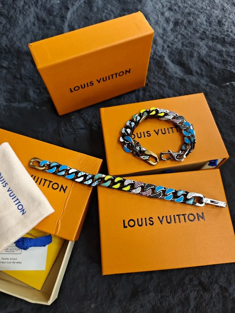 Bracelet — Photo 10