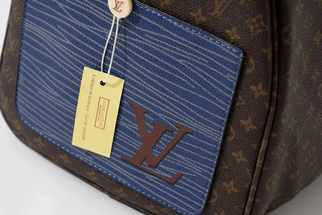 Louis Vuitton Keepall Bandouliere 50 Travel Bag — photo 11