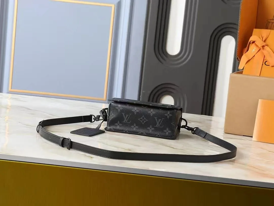 Louis Vuitton Handbag — QC