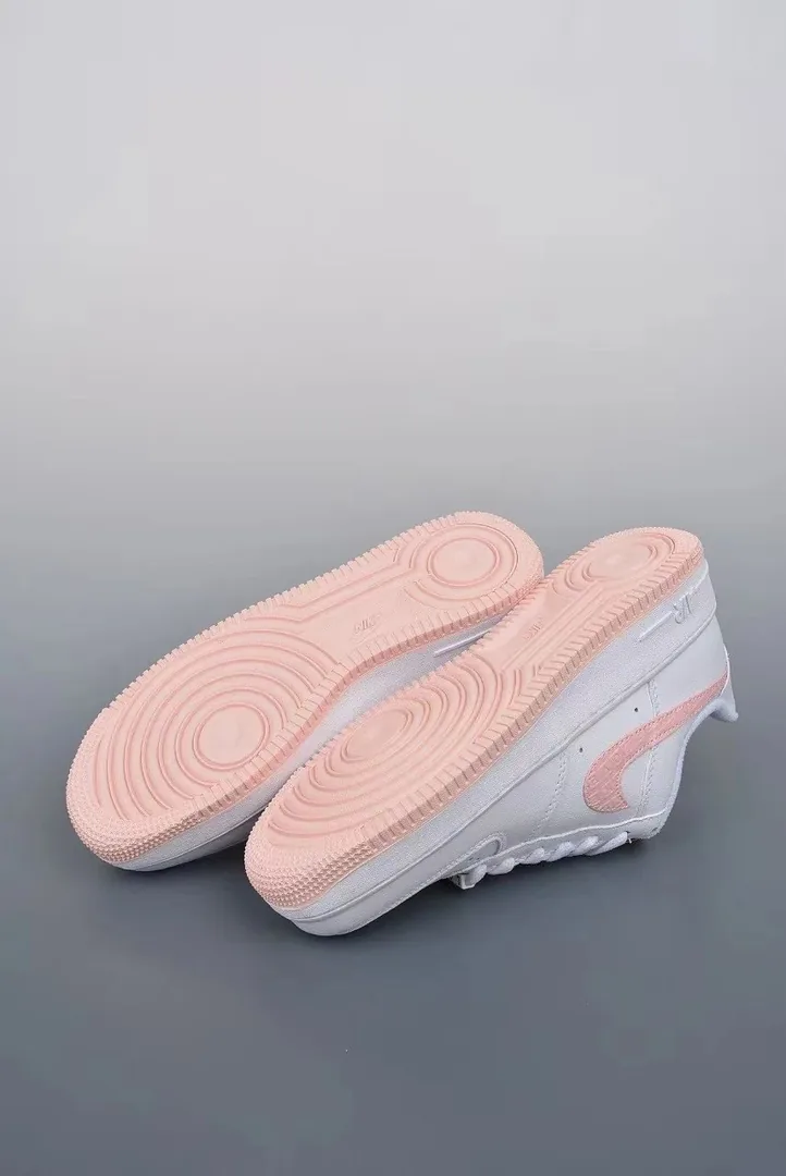 Nike Air Force 1 Valentine's Day — QC