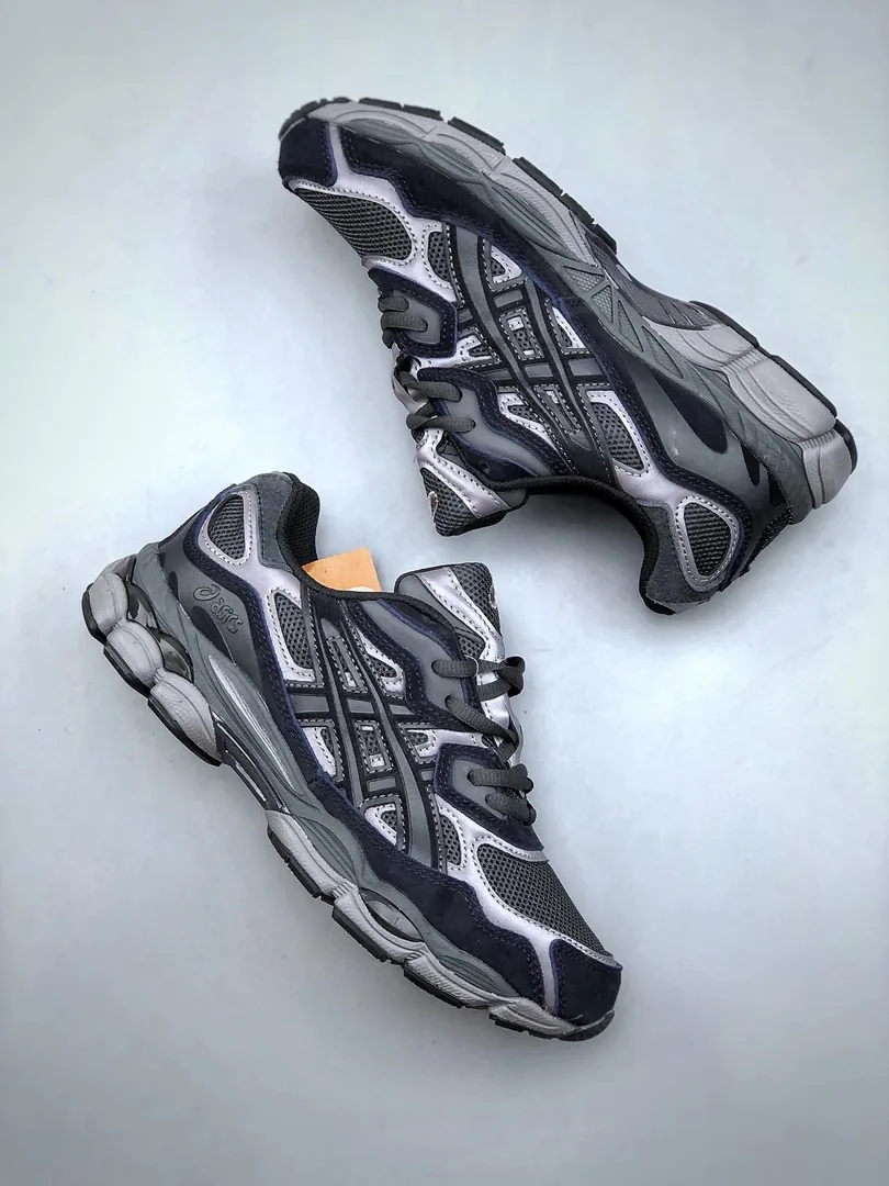 Asics Gel-NYC Tiger Runners — Photo 9