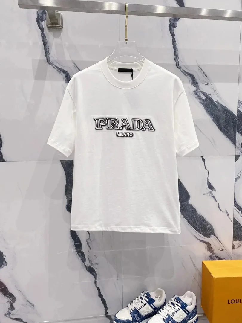Crewneck T-Shirt Collection — Photo 4