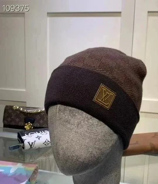 Knit Beanie — Photo 7