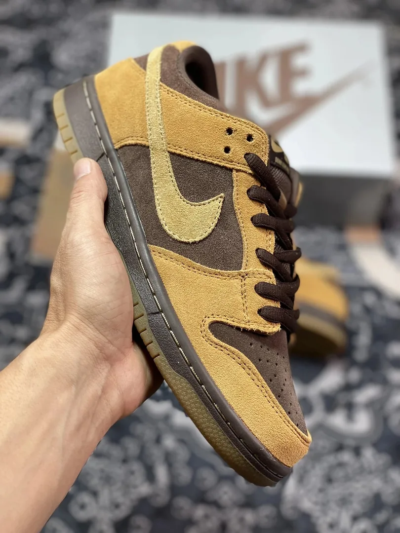 Nike Dunk Low Brown Pack Wheat Sneakers
