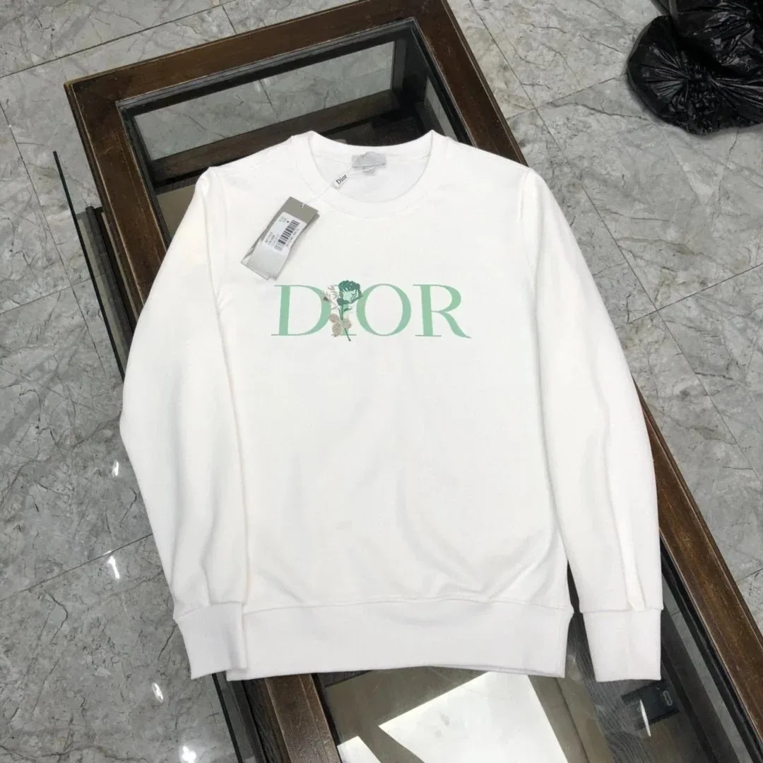 Long-Sleeve Tee — Photo 2
